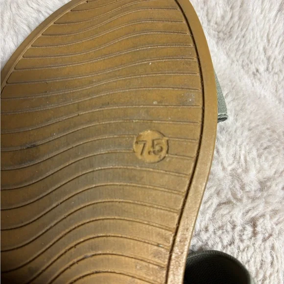 Steve Madden Women's Sandals in Tan and Gray/Green Straps - Picture 5 of 5